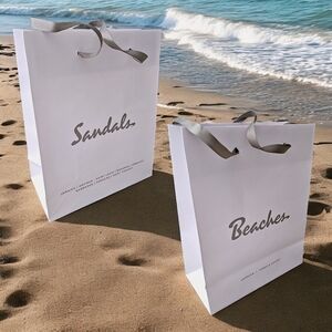 Sandals / Beaches Resort White Paper Shopping Gift Bag - 8" x 4" x 10"